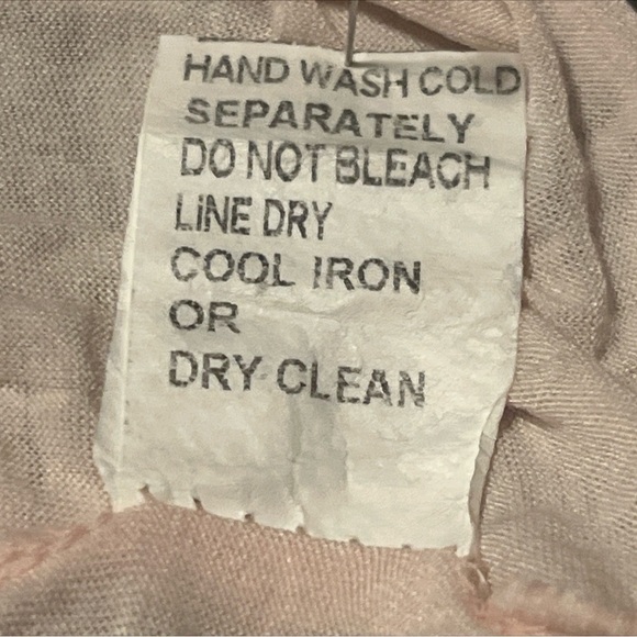 Elegant silk Peach Lace Blouse size large - Picture 7 of 8